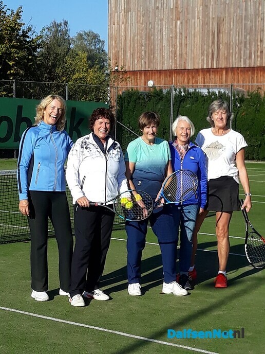 Damesteams Tennisvereniging Nieuwleusen Kampioen - Foto: Ingezonden foto
