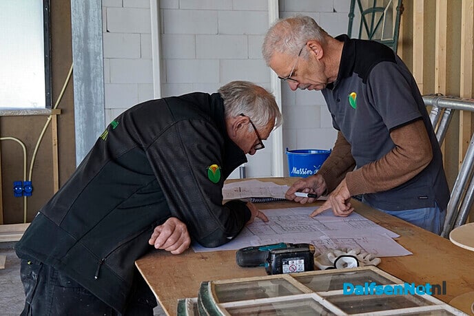 Drukke werkzaamheden bij Natuurboerderij BalkInn (Nieuwleusen) - Foto: Paul Scholten