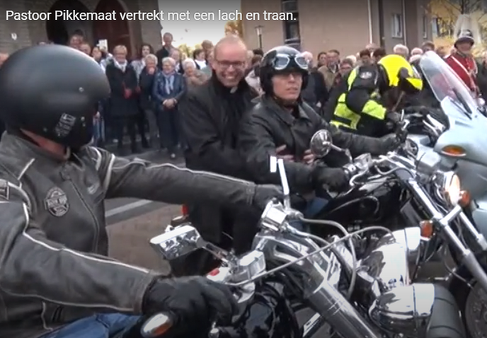 Pastoor Casper Pikkemaat vertrekt van Heilige Pancratius parochie - Foto: Ingezonden foto