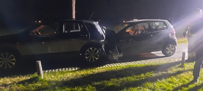 Aanrijding met lichtgewonden parallelweg Hessenweg