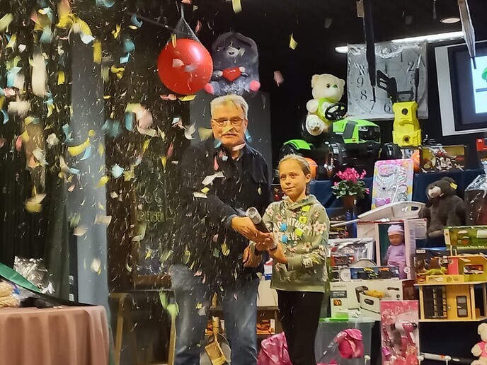 Recordbedrag voor Bazar De Wiekelaar - Foto: Ingezonden foto