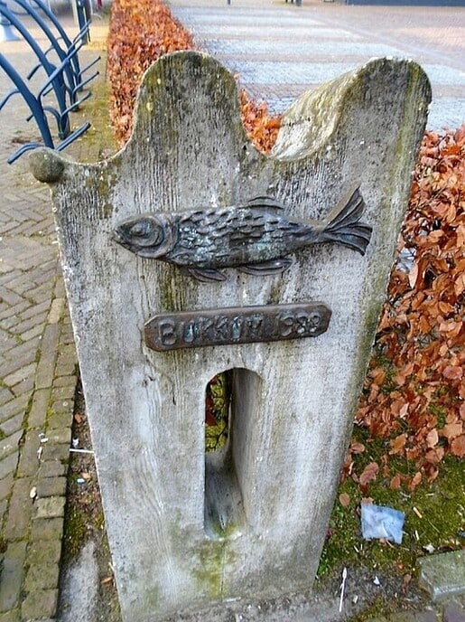 Kiek uut, de bukkems komt der weer an
