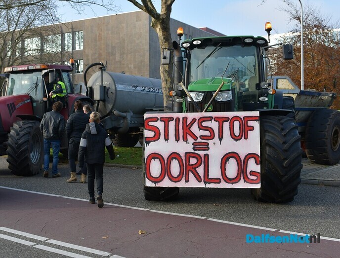 Ultimatum voorbij, de boeren zijn het zat! - Foto: Johan Bokma
