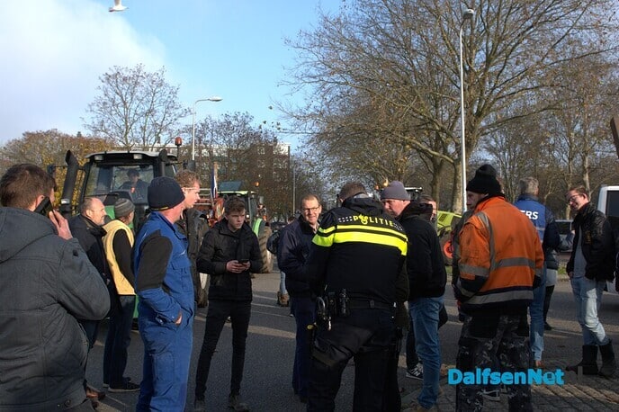 Ultimatum voorbij, de boeren zijn het zat! - Foto: Johan Bokma