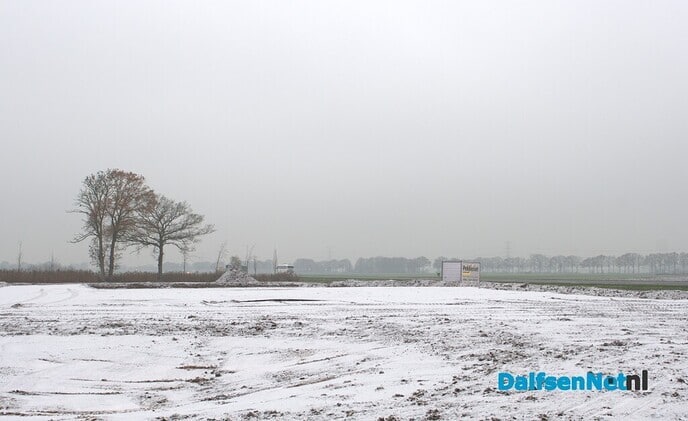 Nieuw tankstation garage Lindeboom weer een stap dichterbij - Foto: Johan Bokma