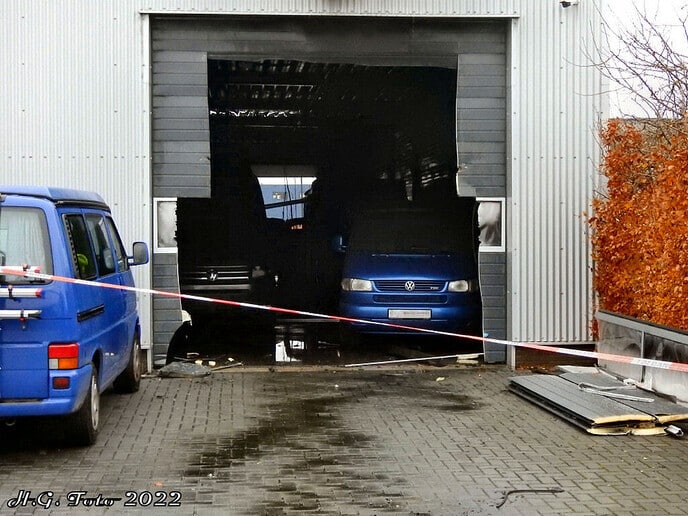 Wat is er aan de hand, er stond een gebouw in de brand: Grote brand aan de Korenstraat. (Update)