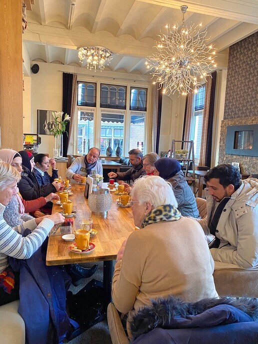 Deelnemers Naaiatelier SamSam op pad - Foto: Ingezonden foto
