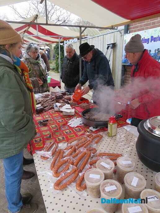 Sterrebosmidwinterwandeling meer dan geslaagd - Foto: Wim