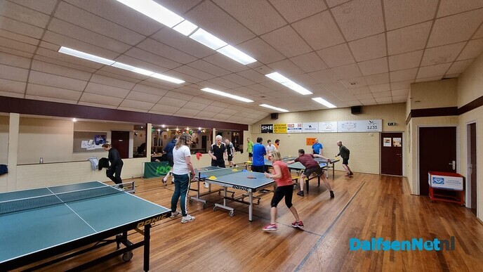 Groot enthousiasme tijdens de kennismakingscursus tafeltennis voor volwassenen! - Foto: Ingezonden foto
