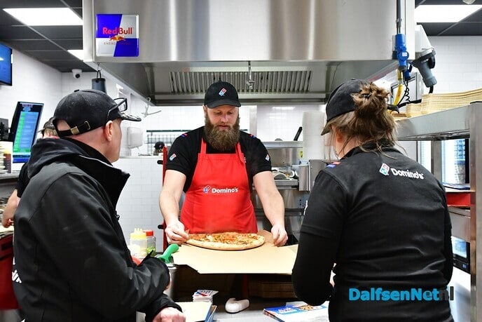 Nieuwe vestiging Domino’s Pizza geopend in Dalfsen - Foto: Johan Bokma
