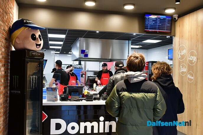 Nieuwe vestiging Domino’s Pizza geopend in Dalfsen - Foto: Johan Bokma