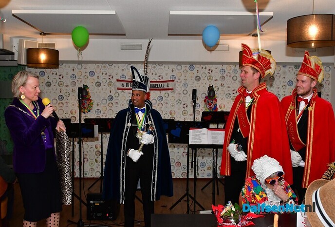 Prins Choco neemt sleutel Gemeente Dalfsen in ontvangst - Foto: Johan Bokma