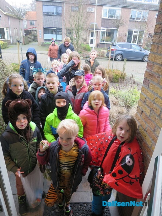 Foekepotterij: Ook in Hoonhorst weer veel foekepotters - Foto: Wim