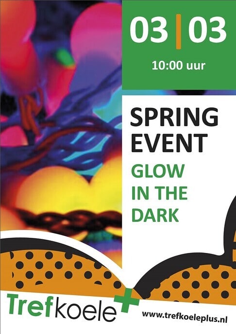 Gezellige drukte bij het springkussen bij de Trefkoele - Foto: Ingezonden foto