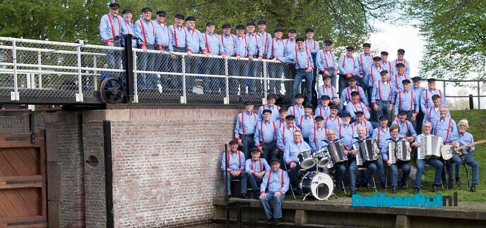 Bestuurswisseling de Stuwzangers - Foto: Ingezonden foto