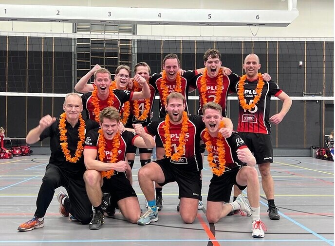 Flash Nieuwleusen heren 1 vroegtijdig kampioen - Foto: Ingezonden foto