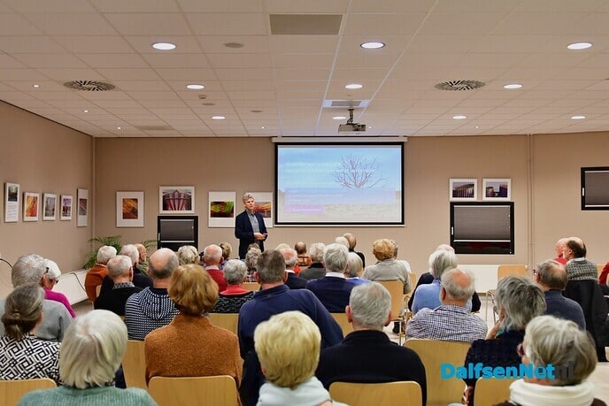 Jan Gorter, lezing waterbeheertransitie in Cultureel Cafe Dalfsen - Foto: Johan Bokma