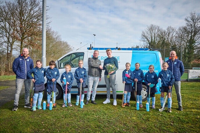 Nieuwe sposor Mixed Hockey Club - Foto: Ingezonden foto