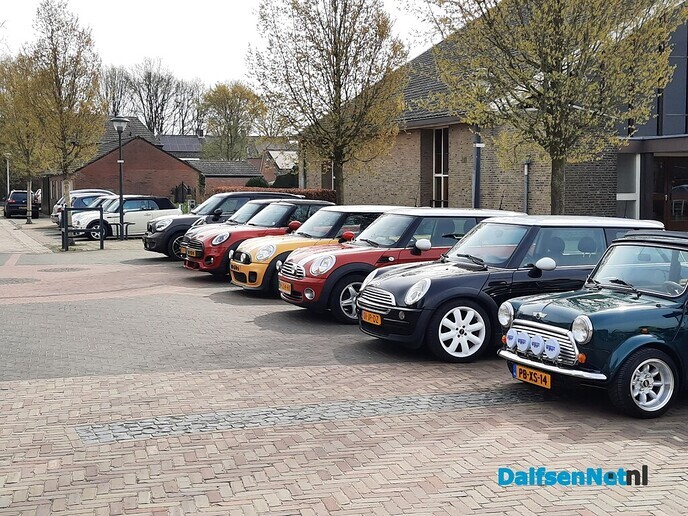 Start Mini seven club vanuit Thuis bij Kappers - Foto: Ingezonden foto