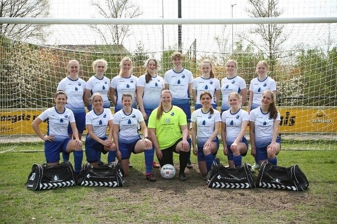 Sponsorovereenkomst ASC dames 1 - Foto: Gruune Jopie