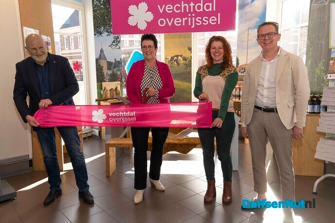 Nieuwe POP-UP TIP in Dalfsen! Gewoon bij Albert Heijn. - Foto: Paul Scholten