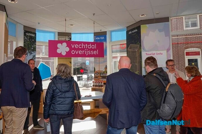 Nieuwe POP-UP TIP in Dalfsen! Gewoon bij Albert Heijn. - Foto: Paul Scholten