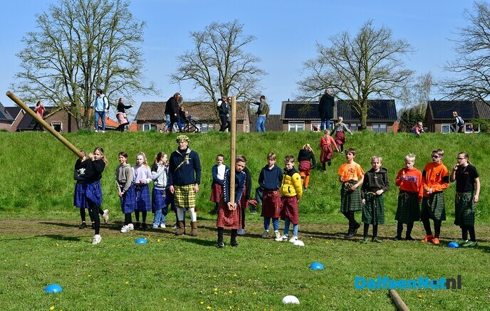 Een prachtige zonnige Koningsdag in Dalfsen - Foto: Johan Bokma
