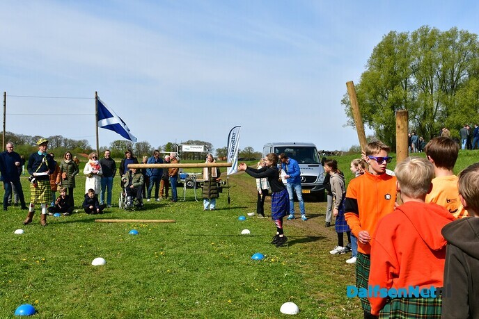 Een prachtige zonnige Koningsdag in Dalfsen - Foto: Johan Bokma