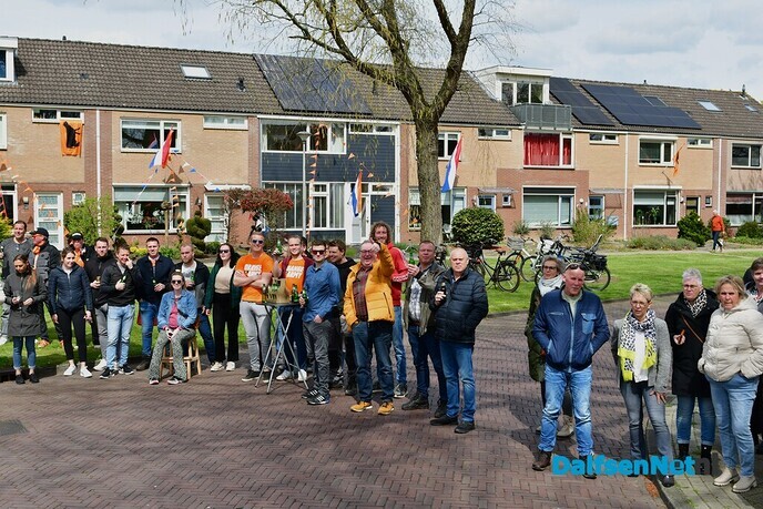 Dalfser Optocht gezien vanaf de trekker - Foto: Johan Bokma