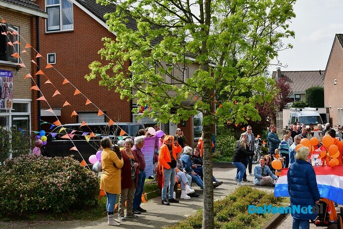 Dalfser Optocht gezien vanaf de trekker - Foto: Johan Bokma