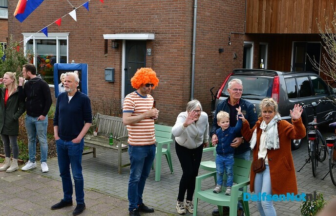 Dalfser Optocht gezien vanaf de trekker - Foto: Johan Bokma
