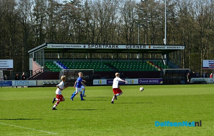 Schoolvoetbaltoernooi prettig verlopen - Foto: Johan Bokma