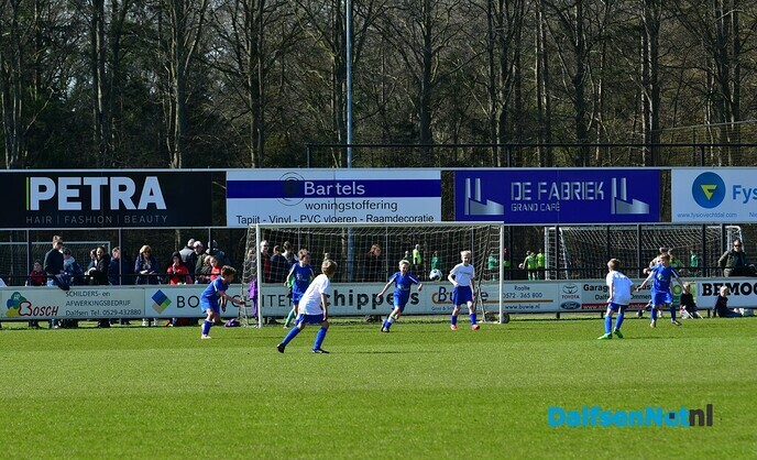 Schoolvoetbaltoernooi prettig verlopen - Foto: Johan Bokma