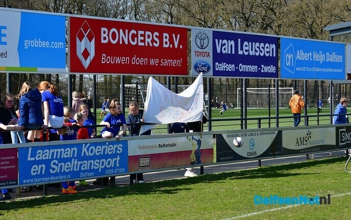 Schoolvoetbaltoernooi prettig verlopen - Foto: Johan Bokma