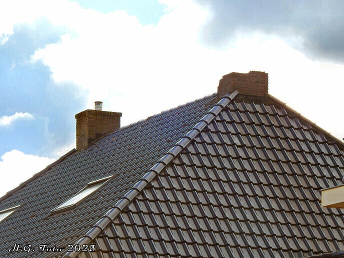Blikseminslag in dubbele woning aan het Boekweitland