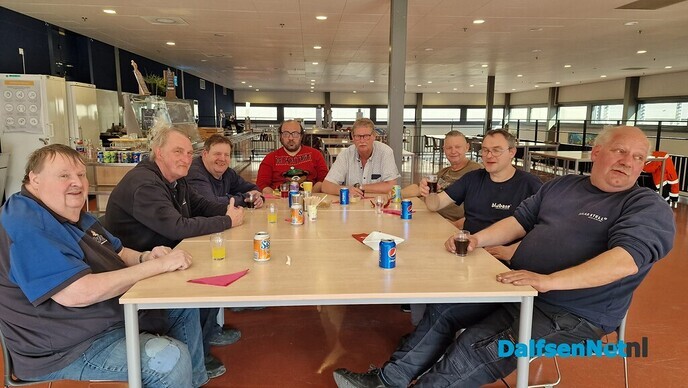Henry ten Kate 40 jaar in dienst bij TIEM - Foto: Ingezonden foto