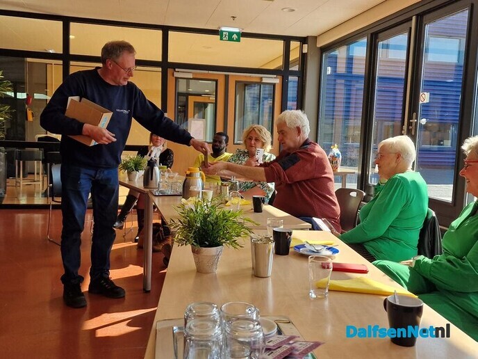 Henry ten Kate 40 jaar in dienst bij TIEM - Foto: Ingezonden foto