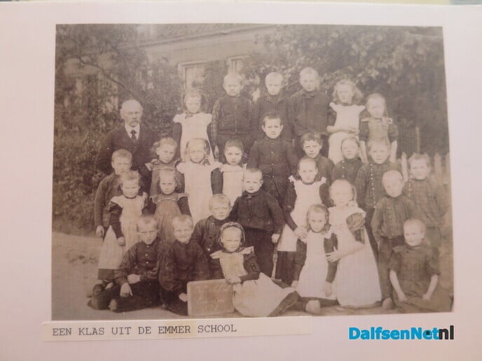 Klassenfoto 120 jaar oud - Foto: Wim