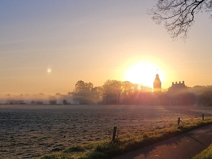 Zonsopkomst Kasteel Rechteren - Foto: Niels Jansen