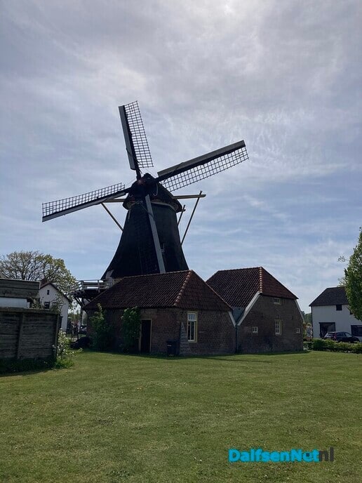 Westermolen in rouwstand - Foto: Ingezonden foto