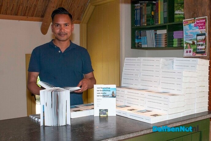 Prachtig boek over de geschiedenis van Vilsteren - Foto: Paul Scholten