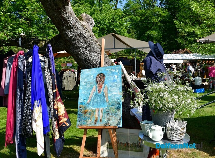 Een gezellige en zonnige 1e dag op de Pinksterfair - Foto: Johan Bokma