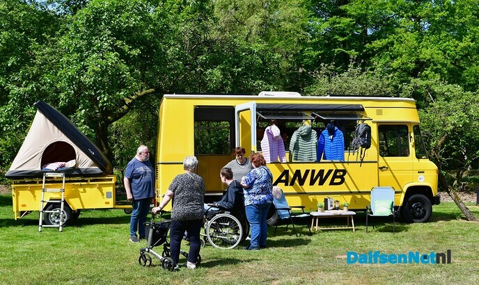 Een gezellige en zonnige 1e dag op de Pinksterfair - Foto: Johan Bokma