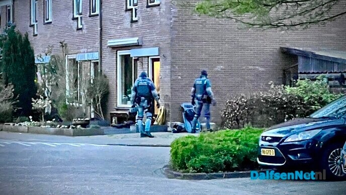 Arrestatieteam (AT) op bezoek in Elskamp - Foto: Ingezonden foto