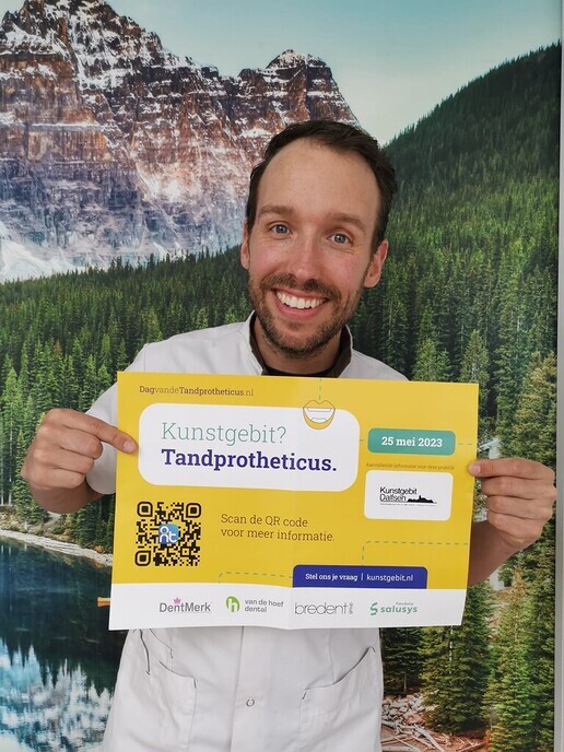 25 Mei de Dag van de Tandprotheticus