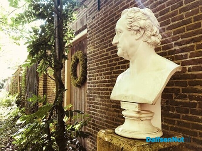 Huis Vilsteren … wat een prachtige bouw - Foto: Willie uut Hessum