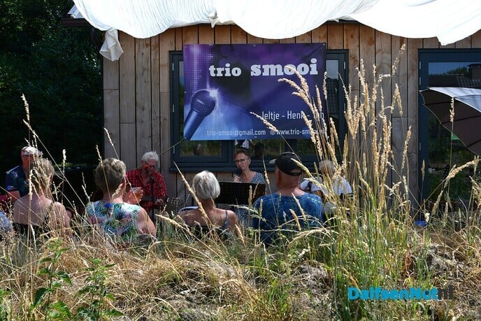Warme muziek in veel schaduwrijke tuinen een succes - Foto: Johan Bokma