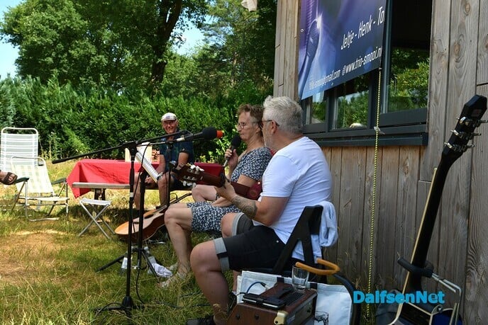 Warme muziek in veel schaduwrijke tuinen een succes - Foto: Johan Bokma