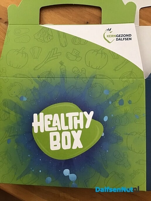 Openluchtzwembaden in gemeente Dalfsen verkopen gezonde snackbox - Foto: Paul Scholten