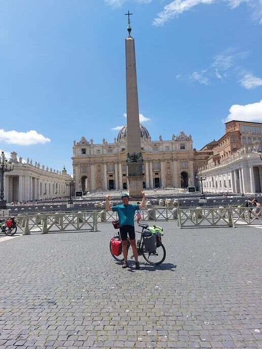 Henk Hilbolling op fiets naar Rome en terug naar huis – deel vijf - Foto: Eigen geleverde foto